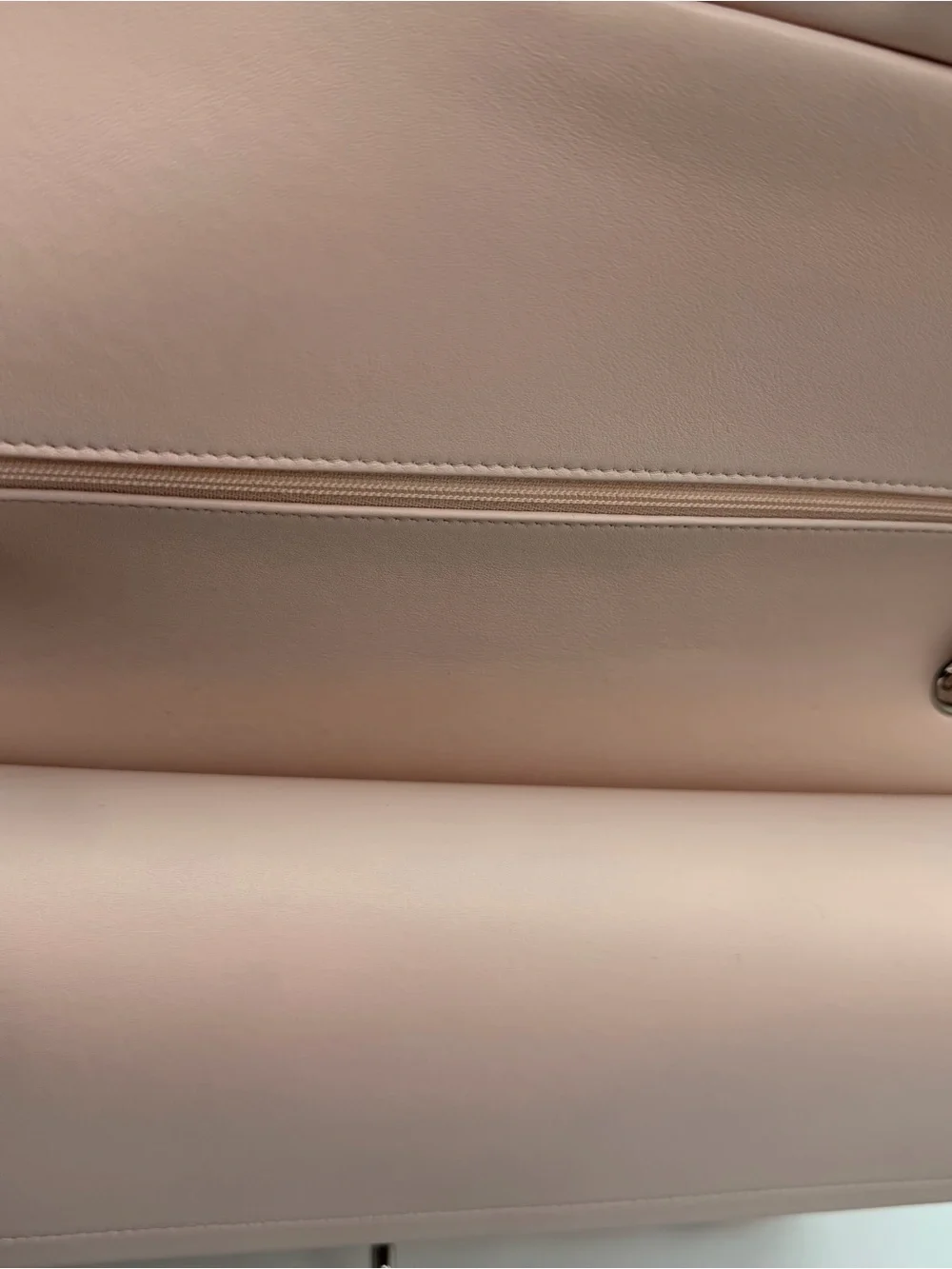 CHANEL Classic Double Flap Patent in Pink